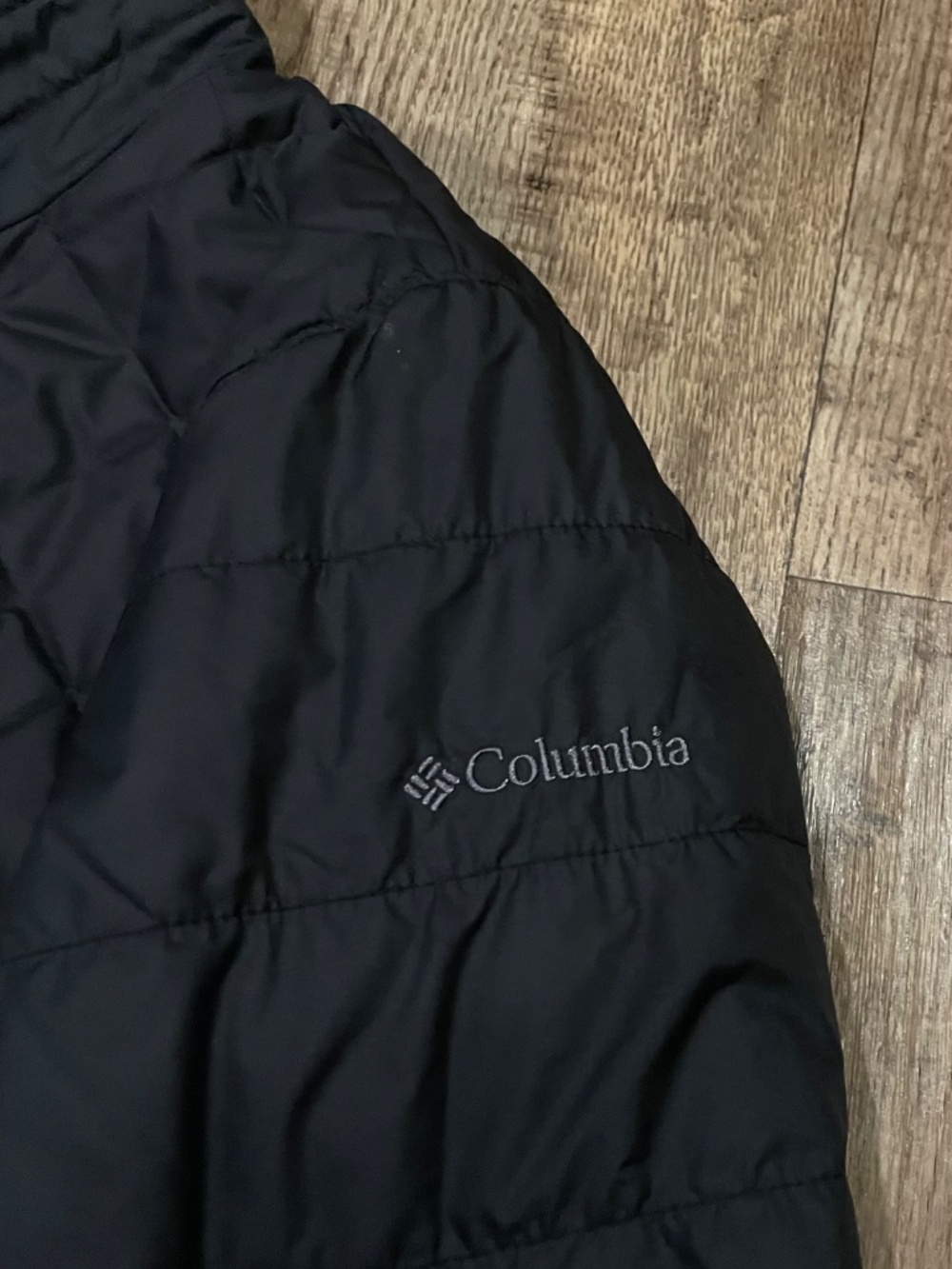 Columbia Jacket - Picture 2 of 2
